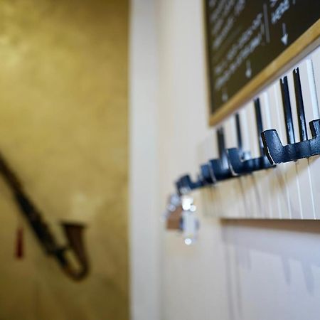 B&B Arts And Music アンコーナ エクステリア 写真